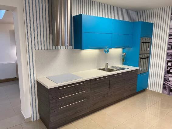 LTD Fleetwood + Lak mat modrý | Výprodej kuchyní