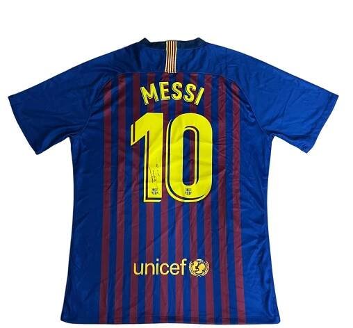 Lionel Messi Signed Barcelona 2018-20019 Home Football Shirt