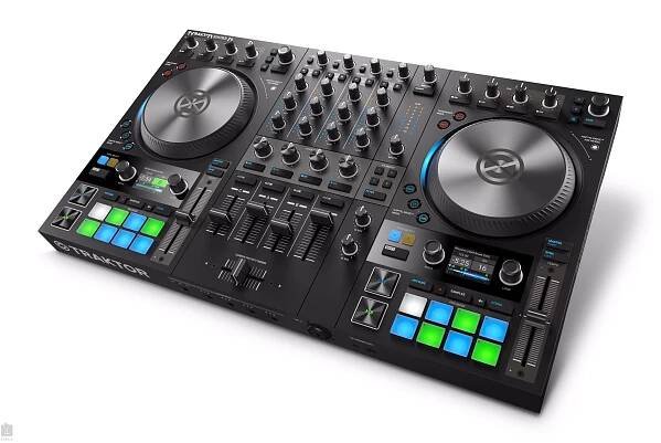 Native Instruments Traktor Kontrol S4 MK3