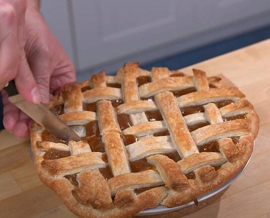 Guy whips up an “Apple Scotch Pie” recipe from 1938 that pairs well with any meal 