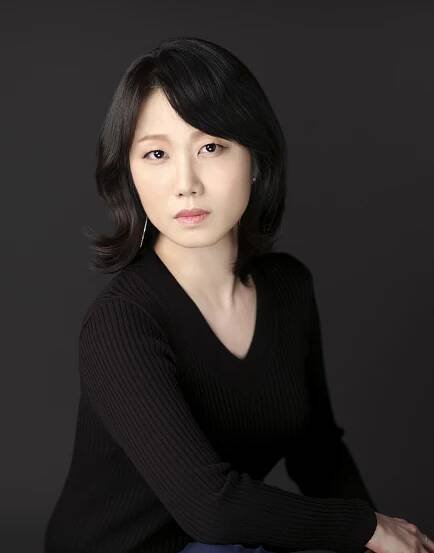 Yoon-Ji Lee