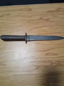 Rakousko - Uherský útočný nůž M17