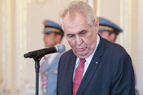 Fond Miloše Zemana ztrácí podporu. Více než polovina poslaných darů letos nepřesáhla korunu