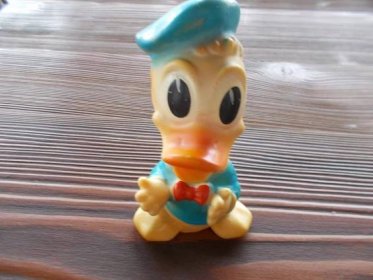 Gumová pískací hračka - Kačer Donald 14 cm - od 1Kč - Starožitnosti a umění