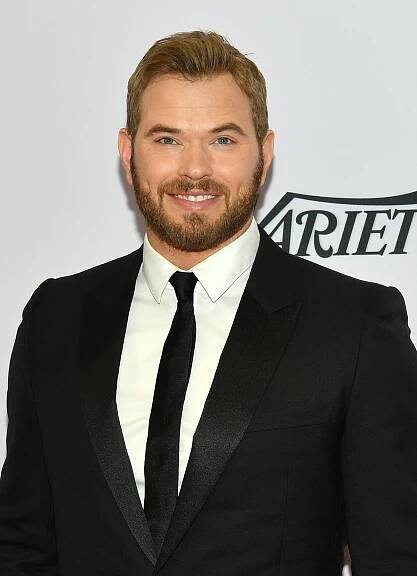 Kellan Lutz Shares Adorable Selfie with Newborn Daughter Ashtyn: 'Love These Moments'