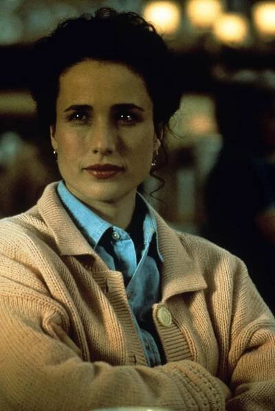 Andie MacDowell in Na Hromnice o den více (1993)