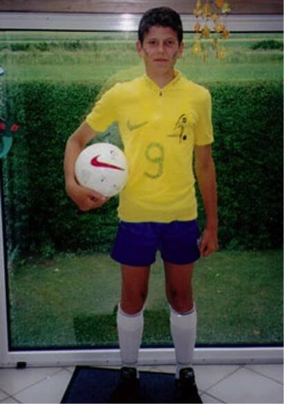 gomez2