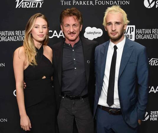 Dylan Penn, Sean Penn, and Hopper Penn attend the 6th Annual Sean Penn & Friends HAITI RISING Gala Benefiting J/P Haitian Relief Organizationat Montage Hotel on January 7, 2017 in Beverly Hills, California.