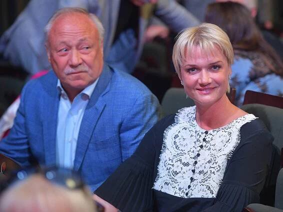 Светлана Хоркина впервые показала маленького сына от 64-летнего генерала