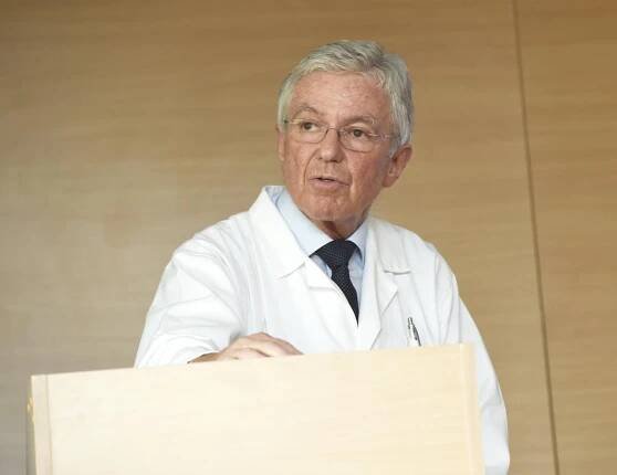 1 přednosta Doc. MUDr. Jan Měšťák, CSc. DSC8319
