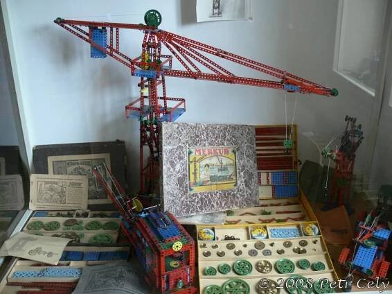 Police nad Metují - muzeum stavebnice Merkur