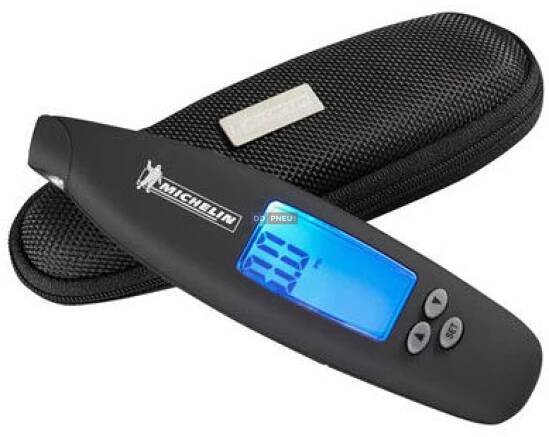 Digitální pneuměřič MICHELIN 0,35-7bar / 5-99psi