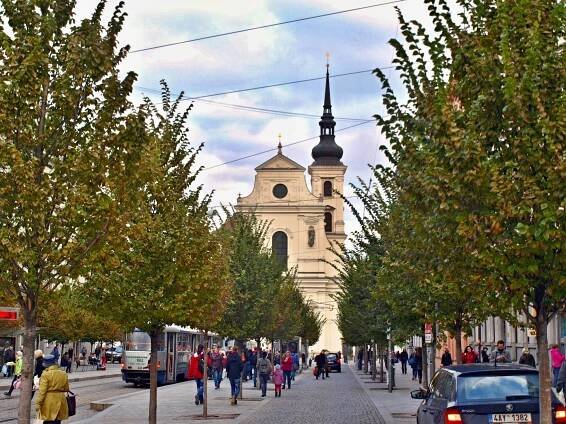 Pohled na kostel sv. Tomáše