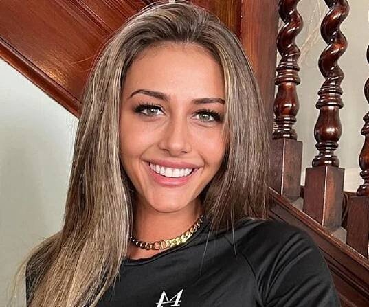 Chloe Veitch – Bio, Facts, Family Life of the Reality & Instagram Star