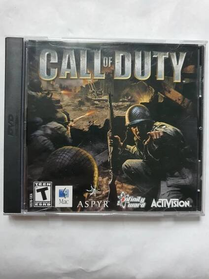 CALL OF DUTY - HRA --PC CD - ROM   - Hry