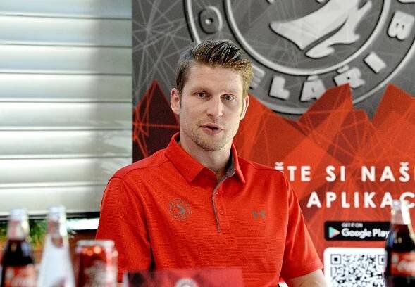 Rada po životní tragédii. Hokejista Vrána by měl hned na led, radí psycholožka