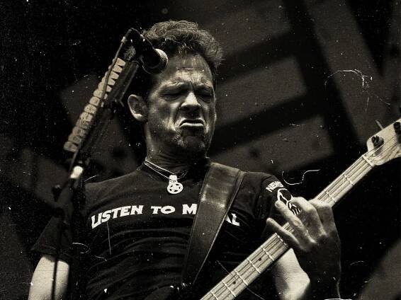 Why did Jason Newsted quit Metallica?