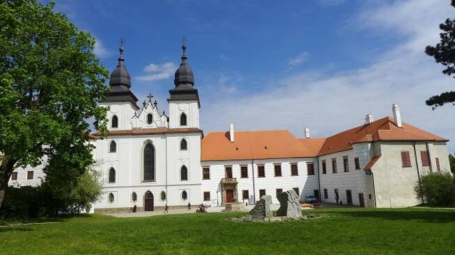 Fotografie - Třebíč - zámek a bazilika sv. Prokopa - 08.05.2019