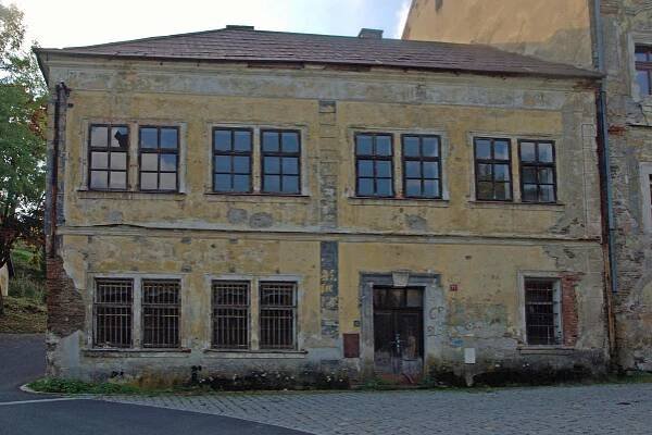 Soubor:Bezručův Vrch 21.jpg – Wikipedie