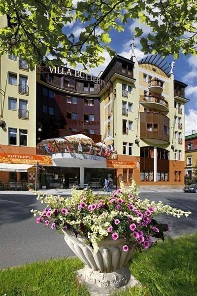 V hotelu Butterfly si můžete dopřát all inclusive lázeňský zážitek s celou rodinou - FamilyFreshNews.cz