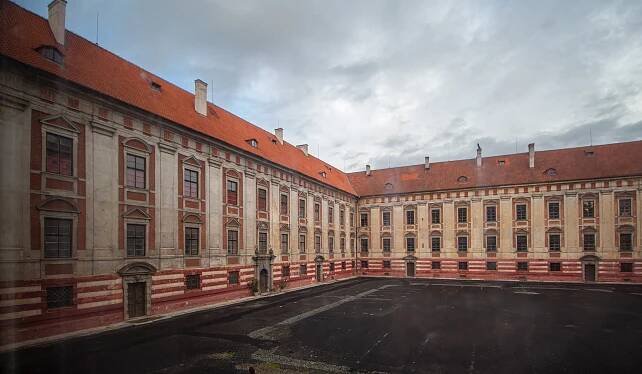 Roudnice nad Labem (zámek) – Wikipedie