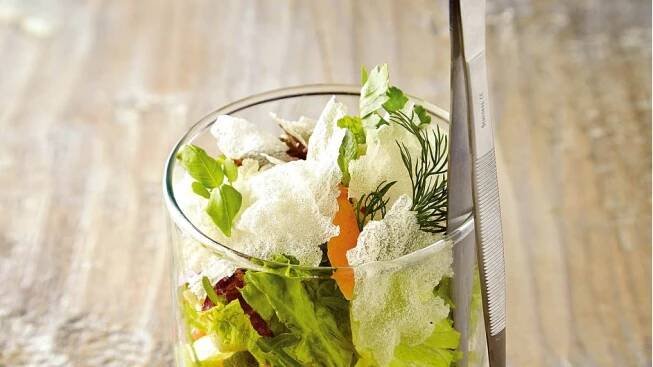 Salát Caesar vznikl podle legendy z nouze. Ukáže se na něm kvalita kuchaře i restaurace