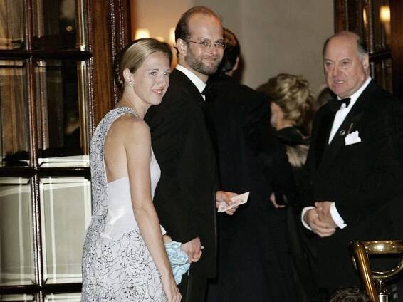 Meet Lady Nicholas Windsor, the rarely seen royal who made history after she married Queen Elizabeth's cousin in the Vatican City