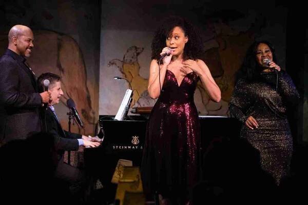 L-R Darius De Haas, Seth Rudetsky, Natalie Wachen, and Sharon Catherine Brown, at Café Carlyle. Photo by Julia Silverstein
