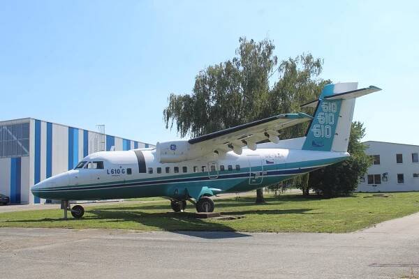 Aircraft Industries loni skončil ve ztrátě, projevily se protiruské sankce