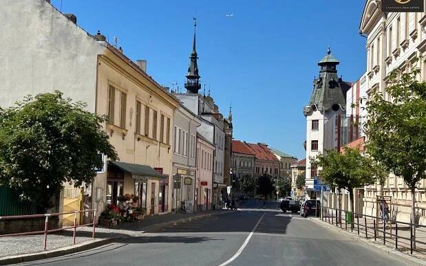 Prodej dům - Palackého, Slaný, 633 m2