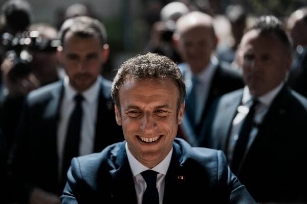 Macron má teraz päť rokov na realizáciu svojej ambicióznej európskej vízie. Sám to však nedokáže