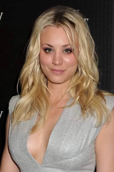 Pin by John on Kaley cuoco | Kaley cuoco hair, Kaley cuoco, Kaley couco