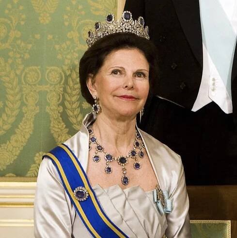 Leuchtenberg Sapphire Parure | The Royal Watcher