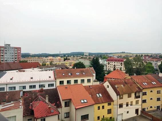 Pronájem Byt 2+1, Komenského, Vlašim