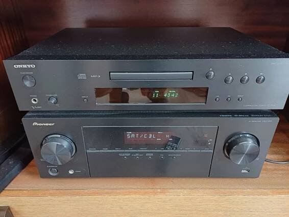 AV Receiver Pioneer VSX-330-K černý