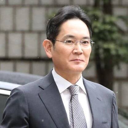 Jay Y. Lee