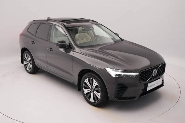 Volvo XC60 T6 AWD RECHARGE DARK 1.maj