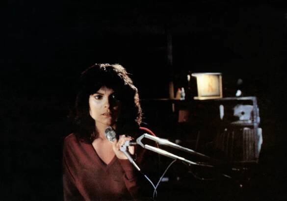 THE FOG, Adrienne Barbeau, 1980. ©AVCO Embassy Pictures/courtesy Everett Collection