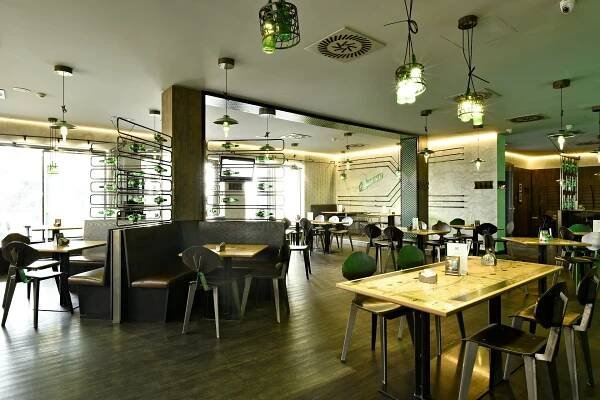 Burgerové menu pro 1, 2 nebo 4 osoby: výběr ze tří burgerů a porce hranolků