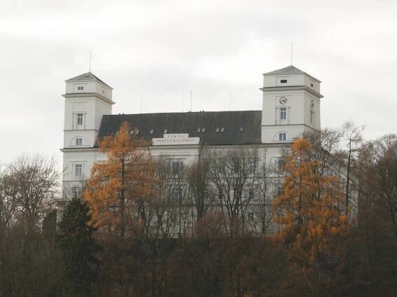 Račice (zámek)