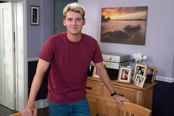 Thomas Law EastEnders Peter Beale