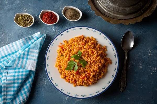 Zapečený bulgur s hlívou ústřičnou a krůtím masem - Receptik.cz