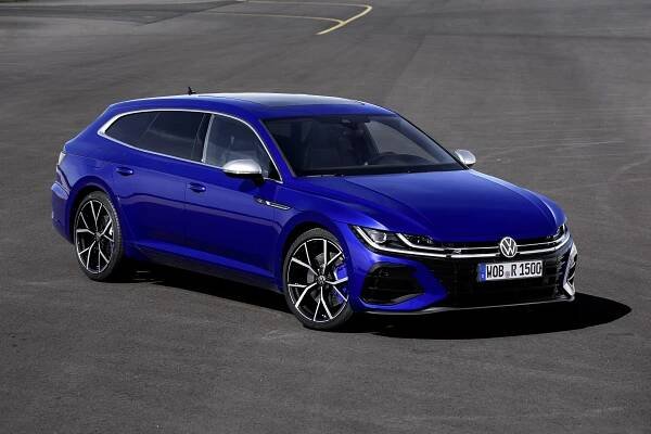 Volkswagen Arteon facelift: S batohom, novými motormi a vo verzii R!