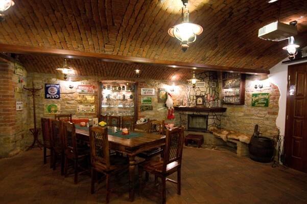 Restaurace U Čápa - Příbor - Lašská brána Beskyd - Štramberk, Kopřivnice, Příbor, Hukvaldy
