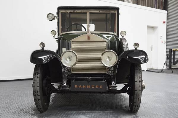 Twentieth Century Rolls-Royce and Bentley motor cars for sale at Ranmore Service & Engineering, Surrey U
