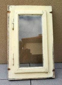 okno dřevěné s rámem 66 x 41 cm - Stavebniny