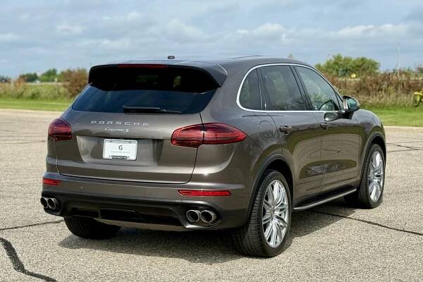 34k-Mile 2016 Porsche Cayenne S