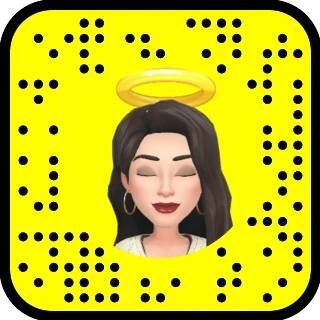 Evelyn Claire (@luvevelynclaire) | Snapchat Stories, Spotlight & Lenses