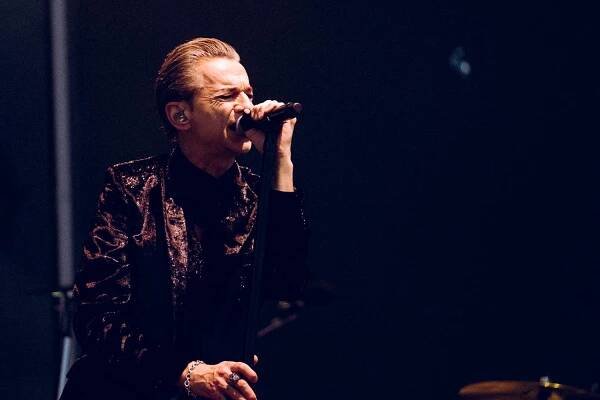 Poprvé v Praze bez Andrew Fletchera. Depeche Mode přivezli do Česka svou největší show