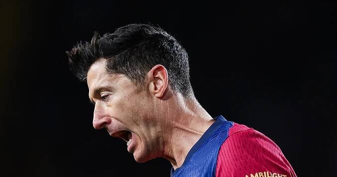 Barcelona musí začít pouť za obhajobou titulu bez Lewandovského. Snajpra trápí stehno